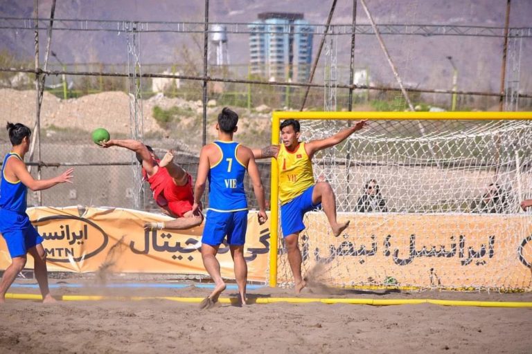 8AMBHC 1648259942364